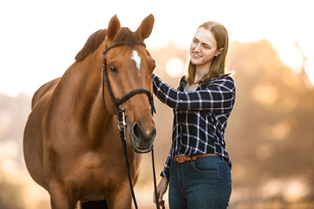 Rising high school junior Elianna Kirson with her horse Ilyana.