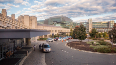 Main entrance to Duke Clinics